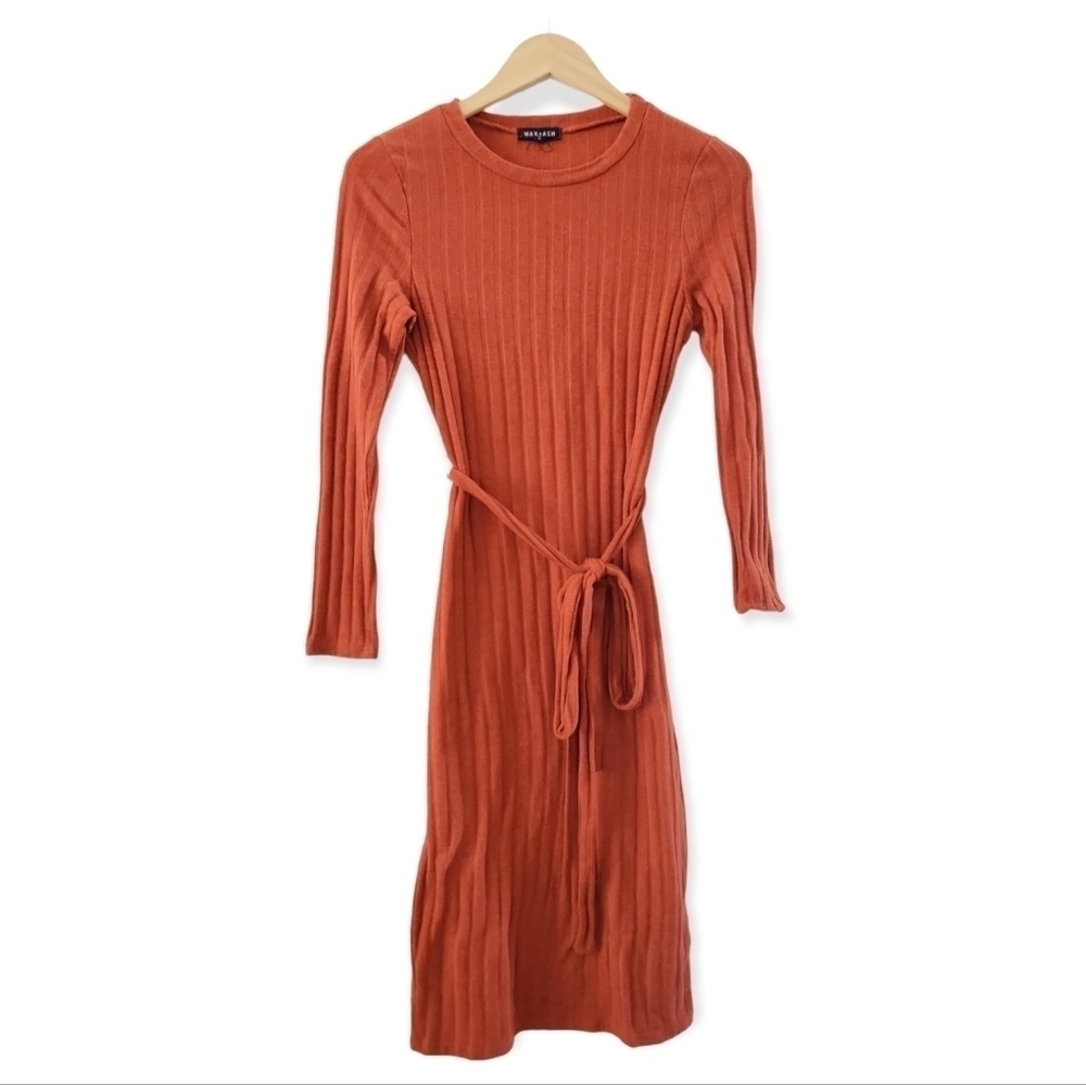 Max + Ash Ribbed Knit Midi Belted Dress M